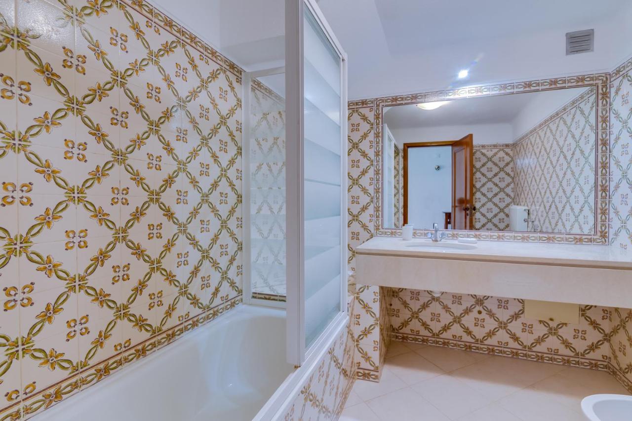 Small Villa 4Pax -Shared Pool @ Homesbyfc อัลบูเฟรา ภายนอก รูปภาพ