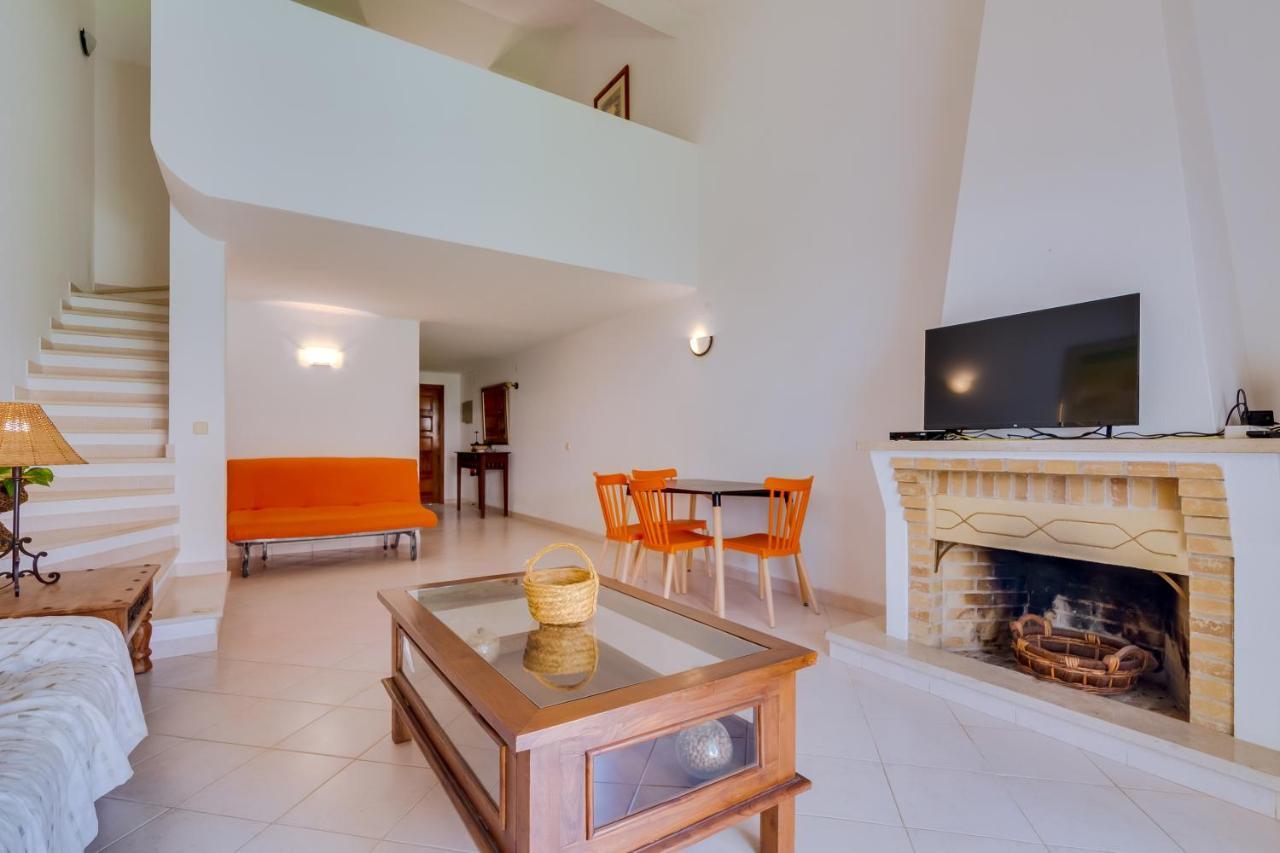 Small Villa 4Pax -Shared Pool @ Homesbyfc อัลบูเฟรา ภายนอก รูปภาพ
