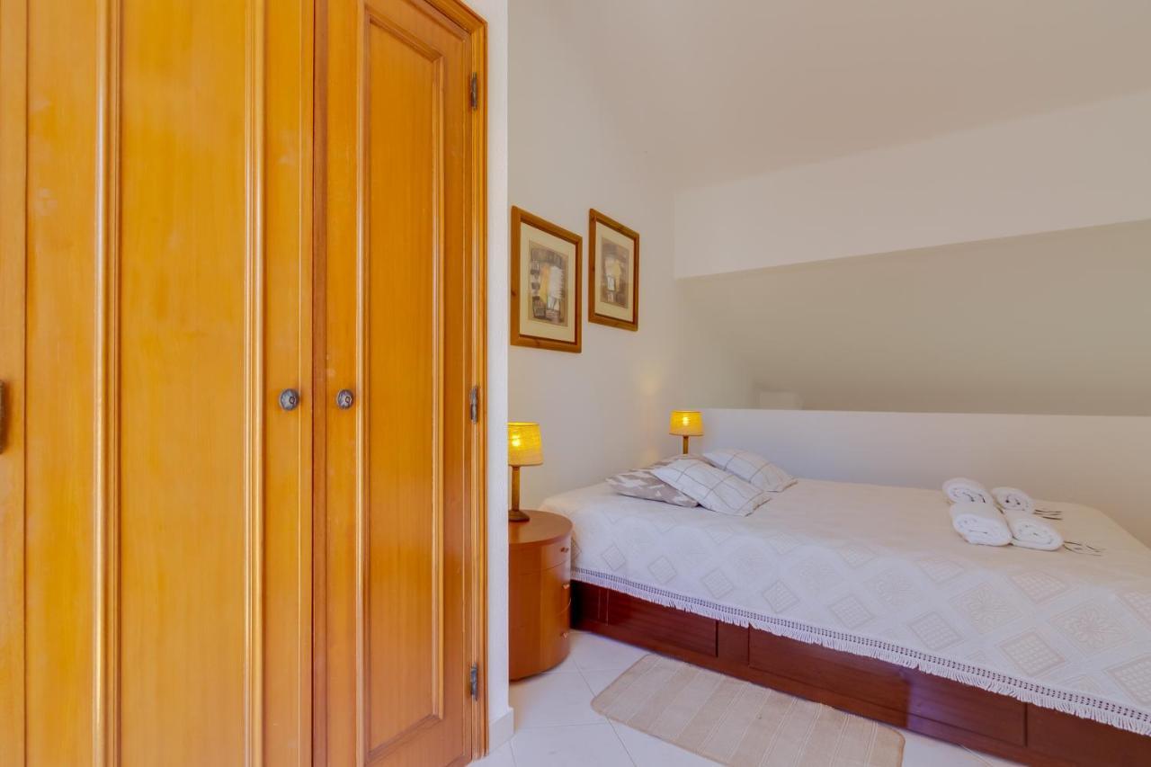 Small Villa 4Pax -Shared Pool @ Homesbyfc อัลบูเฟรา ภายนอก รูปภาพ